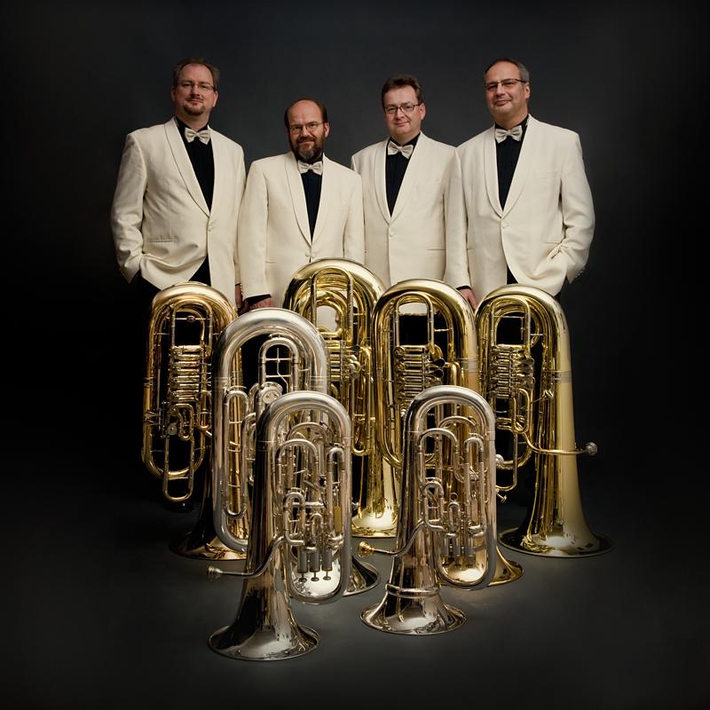 Classical CDs Weekly Bach, Melton Tuba Quartett, OperaBabes The Arts